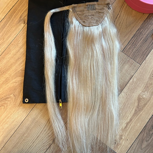 Luxy pony tail extension - Picture 3 of 6